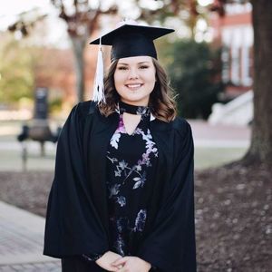 Meet your Posher, Whitney